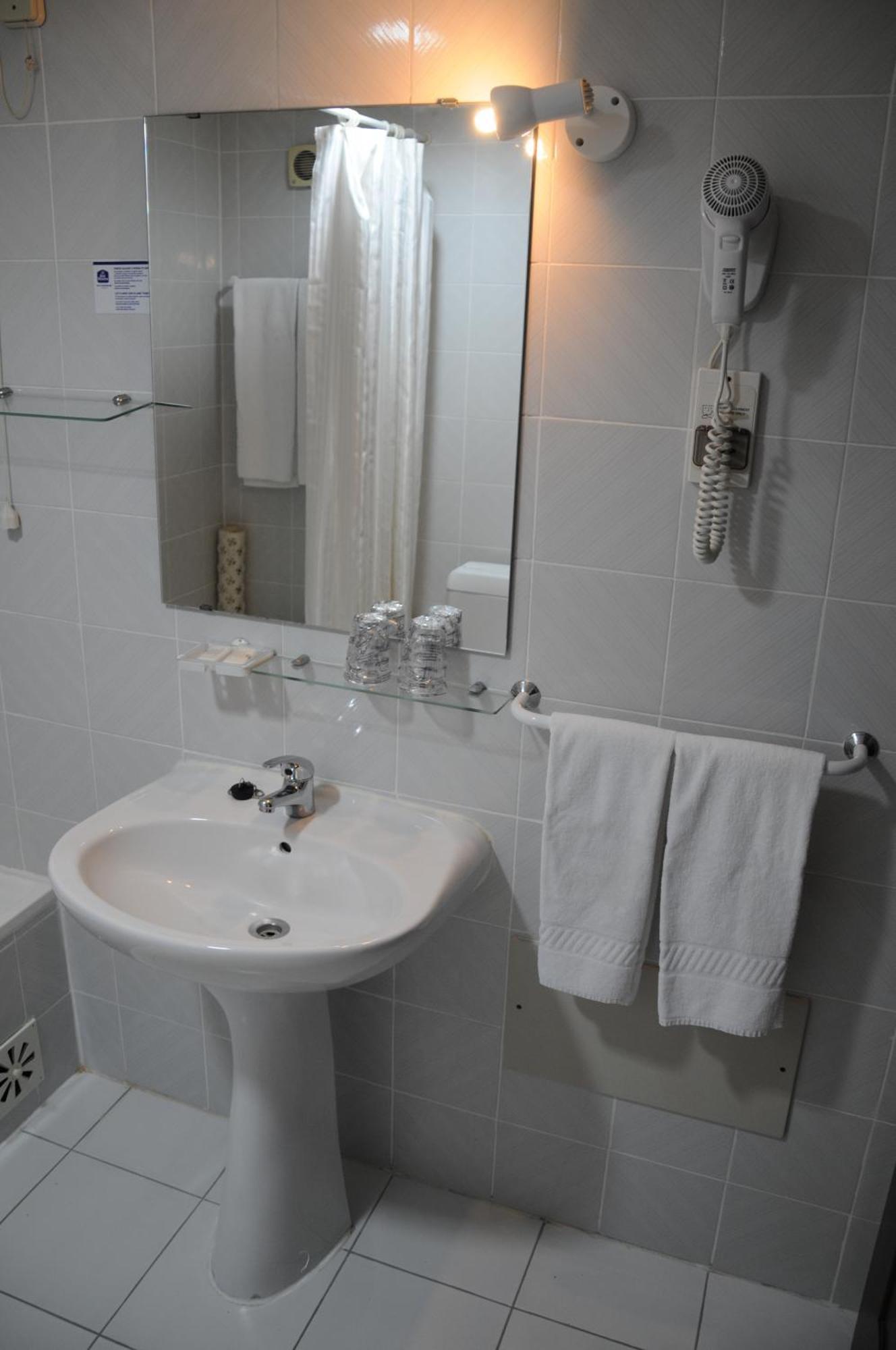 Suite Double Single Beds Balcony,519712944:JPEG